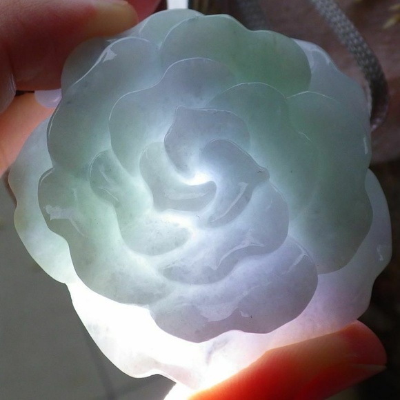 Certified Green Lavender 100% Natural A Jade jadeite pendant Orchid Flower 花开富贵 - Picture 9 of 9